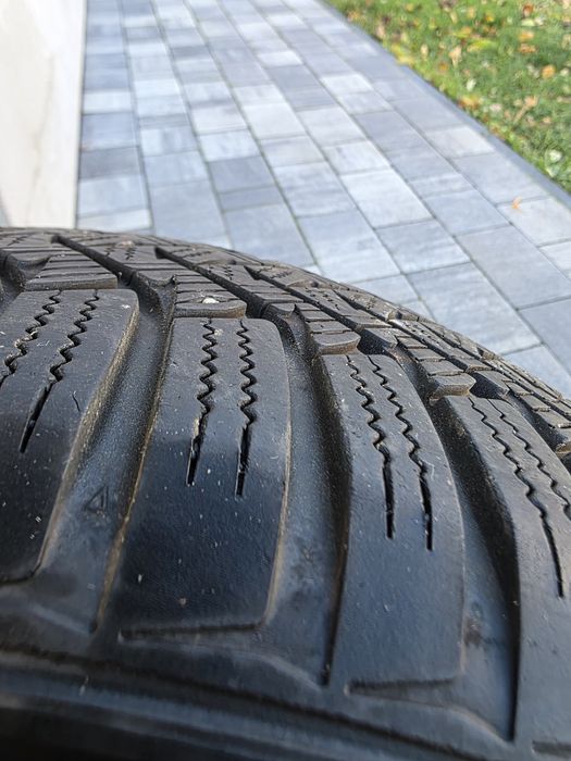 4 opony zimowe 195/65/R15 Do jutra do 15:30 cena 440 zl