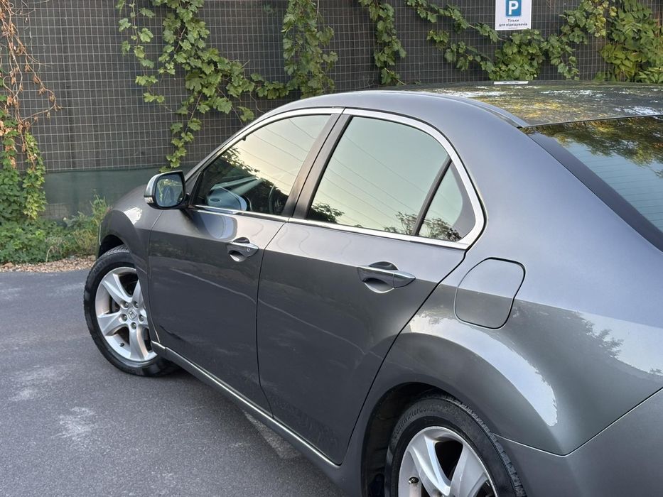 Продам Honda Accord 2008