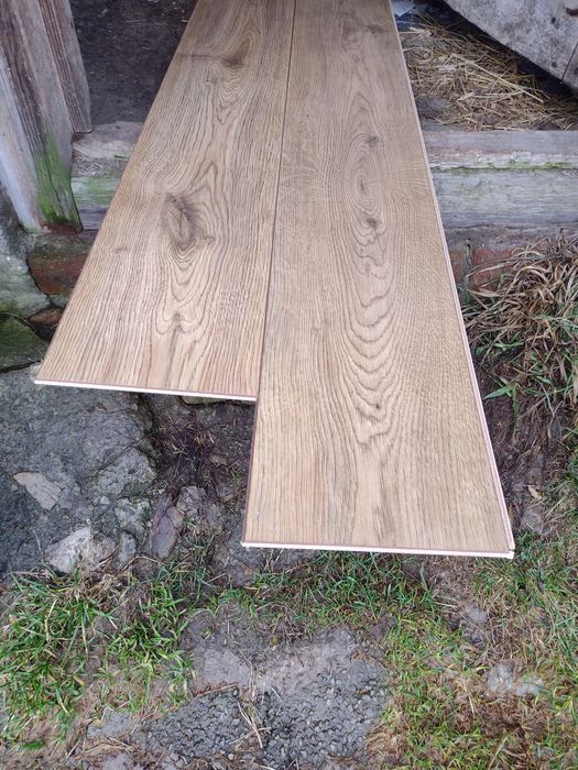 Panele podłogowe laminowane