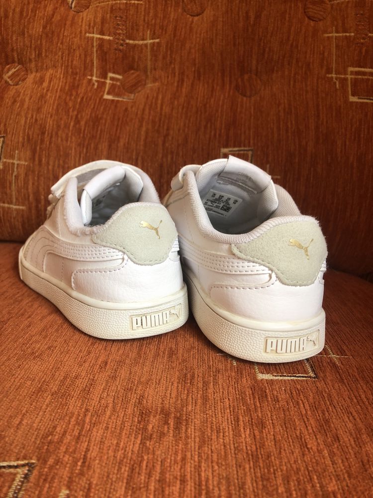 Puma sneaker Shuffle V Ps rozm32 adidasy dziecięce unisex na rzepy