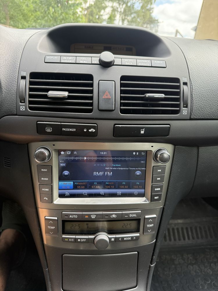 Toyota Avensis 1.8 benzyna – zadbana, sprawna, gotowa do jazdy!