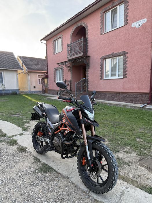 Продам мотоцикл текен 250 в дуже гарному стані