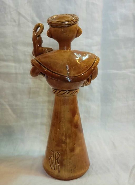 Figura Júlia Ramalho 3