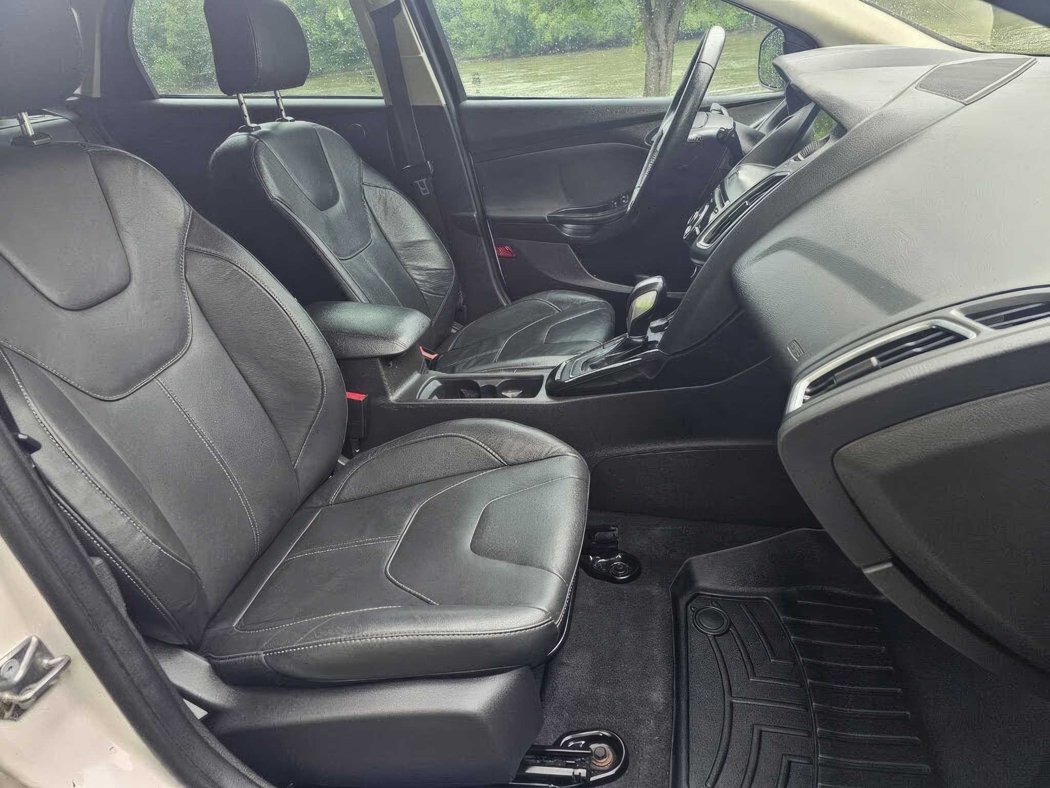 2016 Ford Focus Titanium