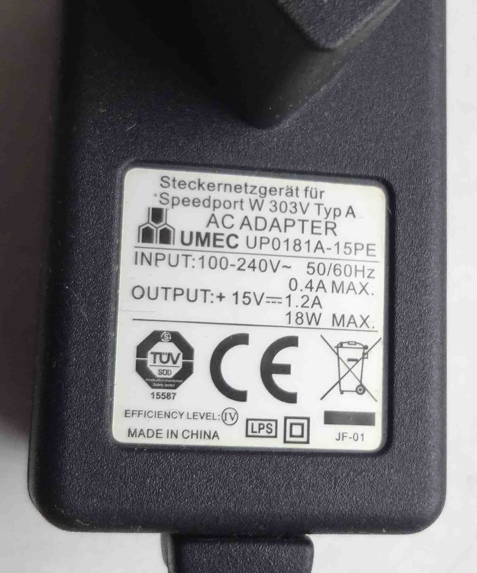 Блок питания Umec UPO181A-15PE 15V-1.2A адаптер
