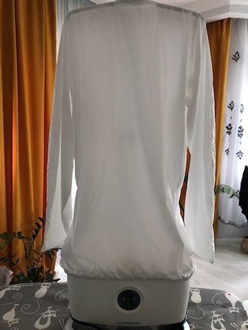 Żelasko-manekin prasujący.