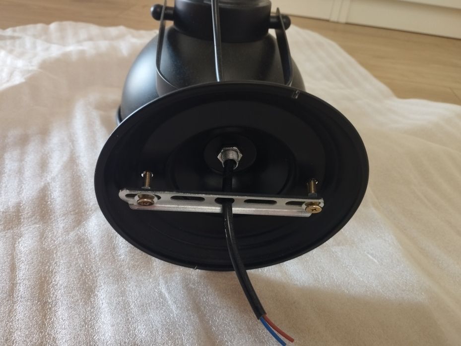 Kinkiet industrialny czarny nowy żarówka e27 - 4 szt.