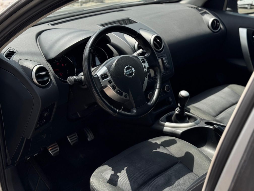 Nissan Qashqai tekna sport 2012
