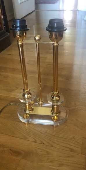 Lindíssimo candeeiro de mesa em cristal e bronze