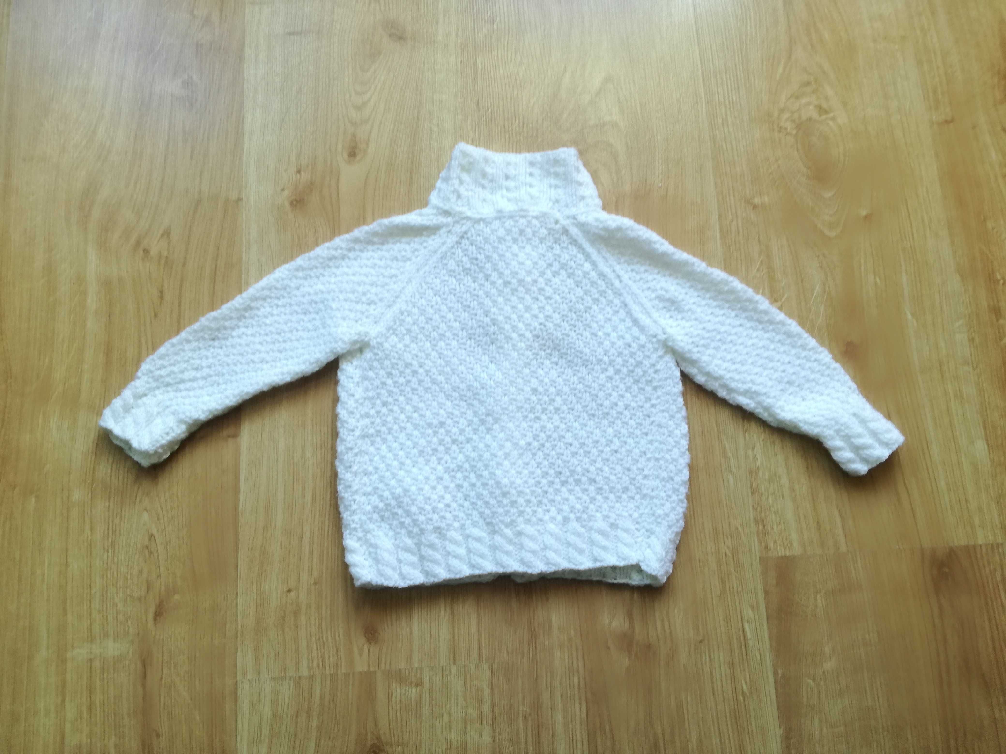 Sweterek robiony ręcznie na drutach rozm. 68/80
