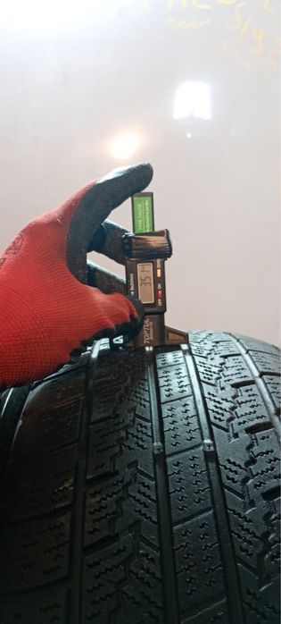 215/60.R17 комплект roadstone