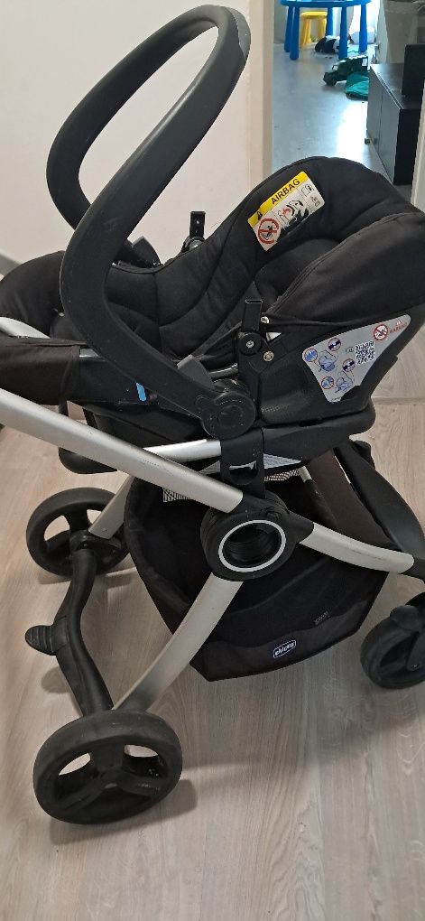 Carinho de bebé chicco