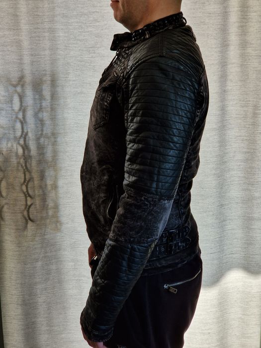 Czarna przecierana kurtka męska CBJ