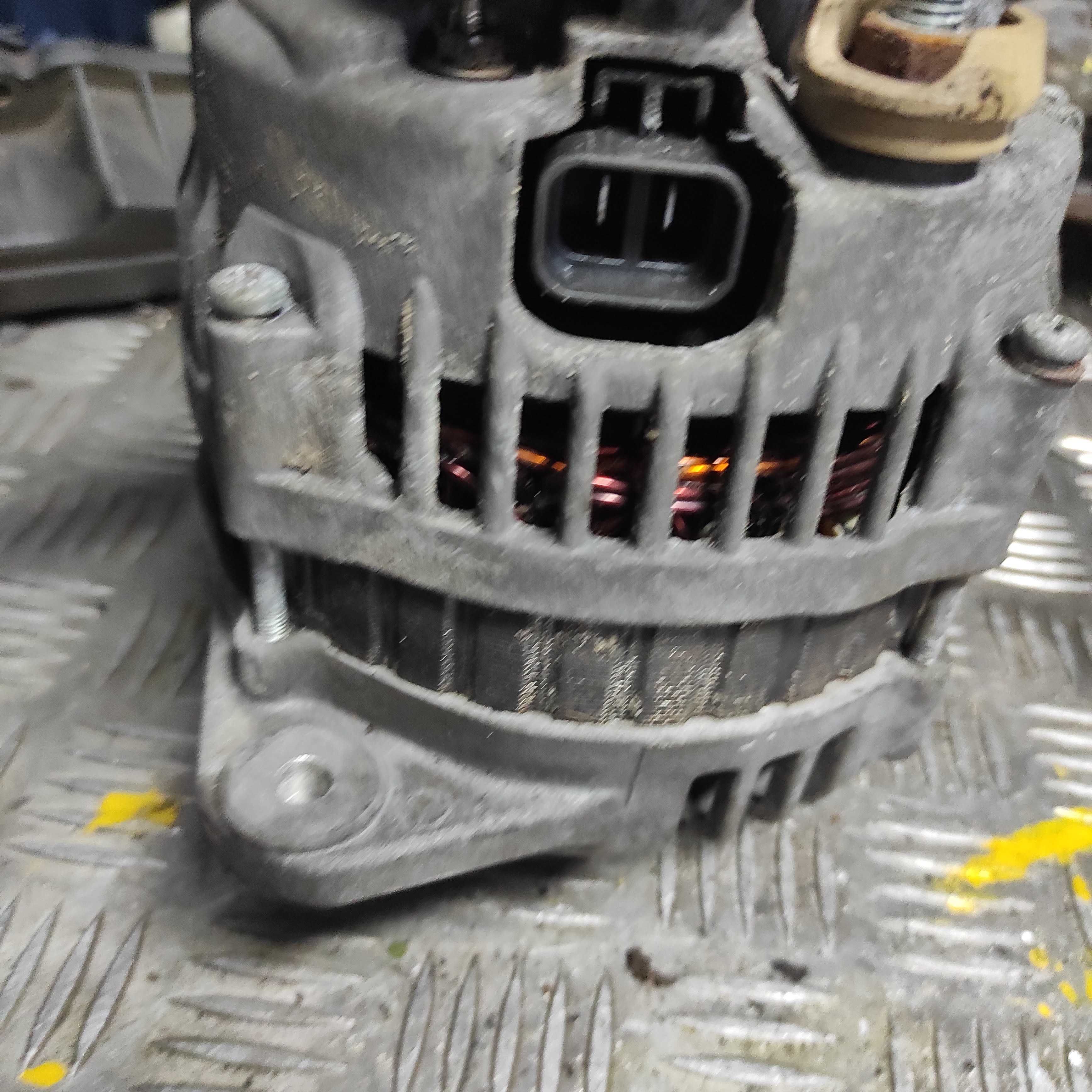 Alternator  Opel Astra G 1,7 DTI