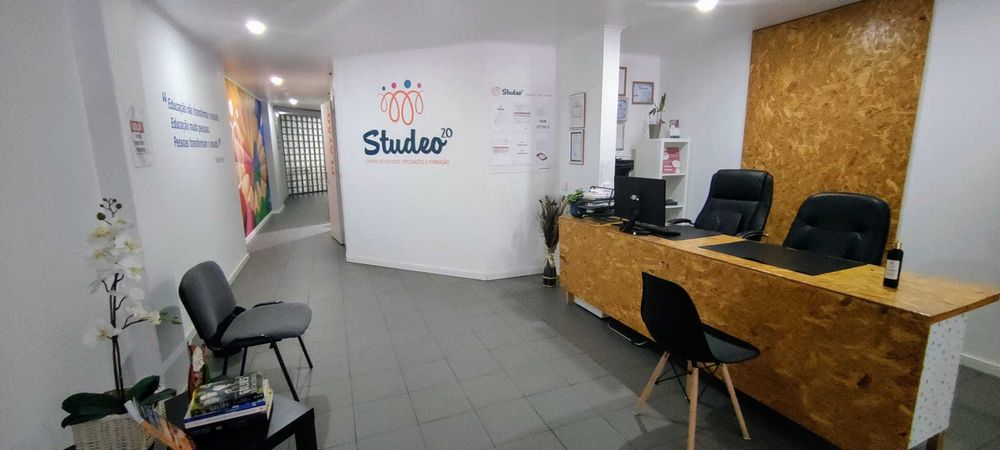 Aluguer salas Formação, Eventos, Reuniões | Gabinetes | Coworking