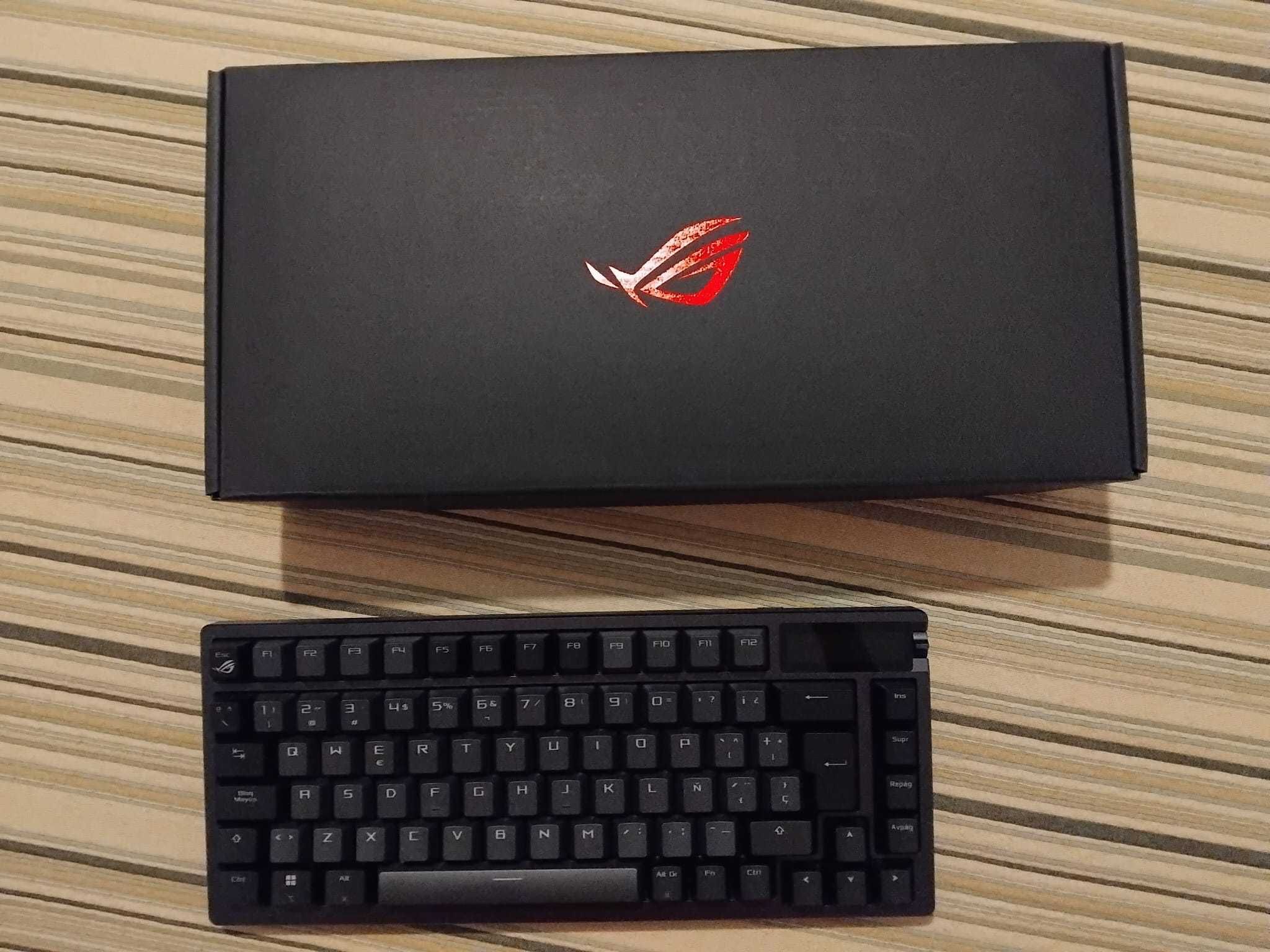 Teclado Asus ROG Azoth (QWERTY - Espanhol)