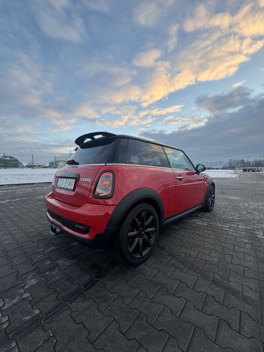 Mini Cooper S   r 56     1,6 turbo