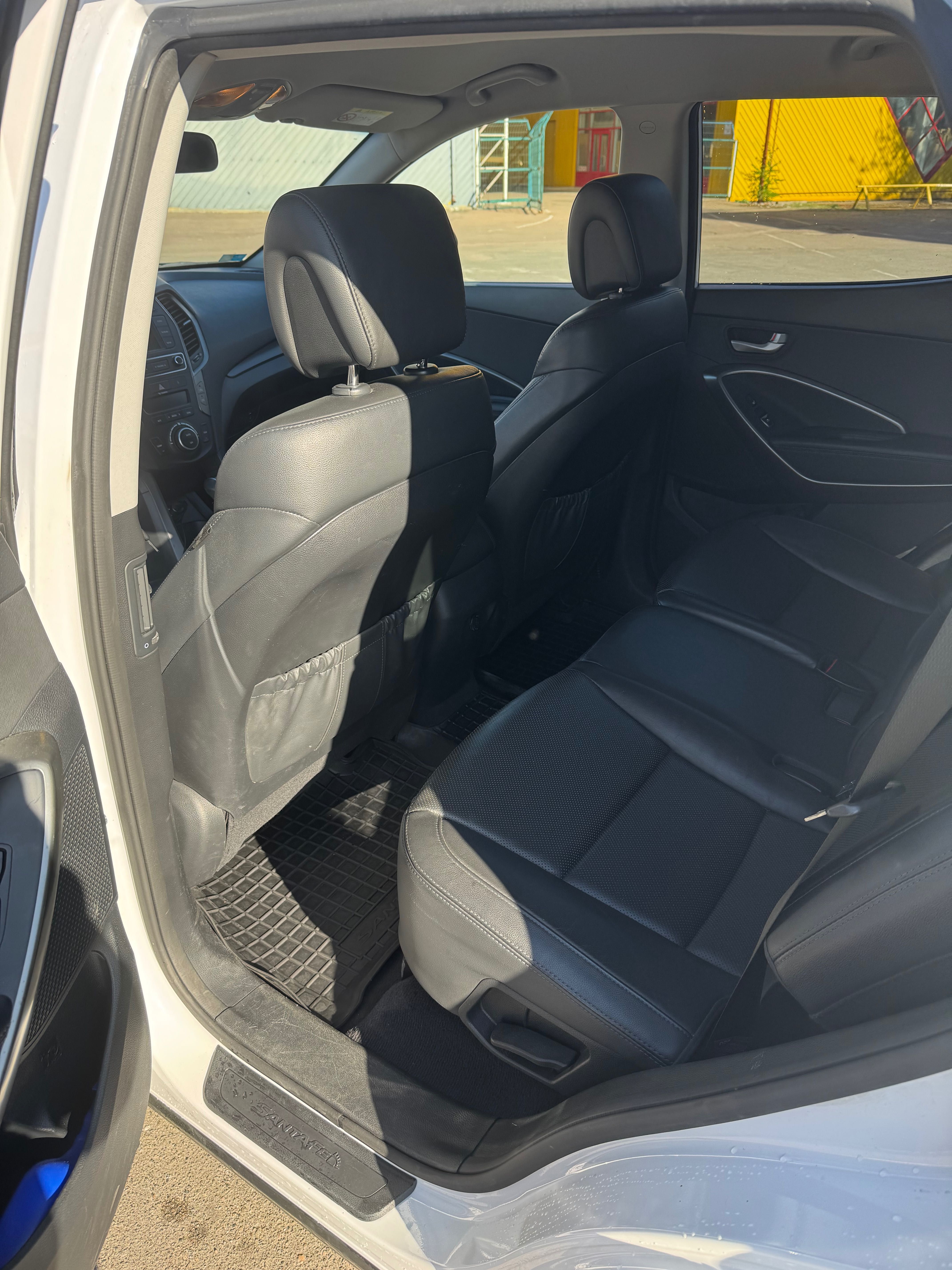Авто HYUNDAI Santa Fe