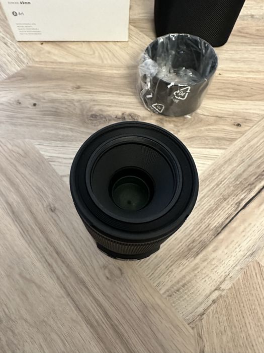 Obiektyw Sigma 70 mm F2.8 Macro mocowanie Sony