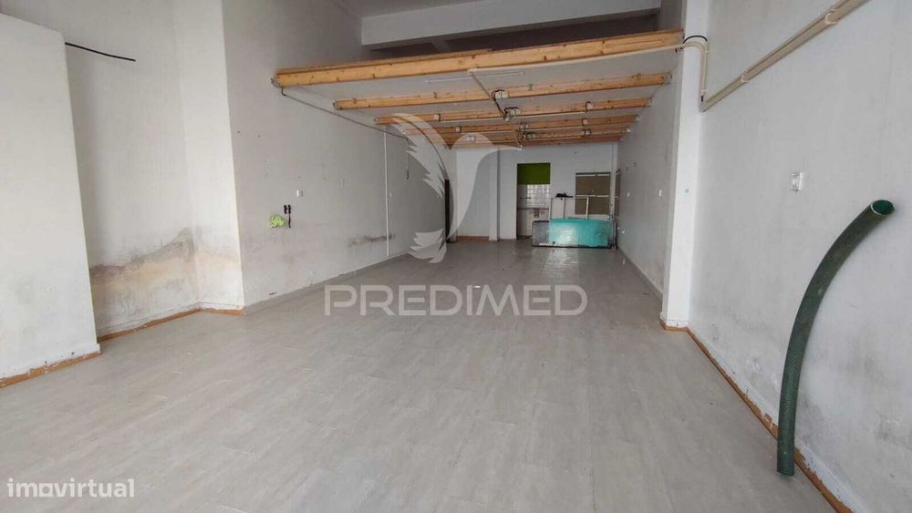 Espaço Comercial para Venda, Loures