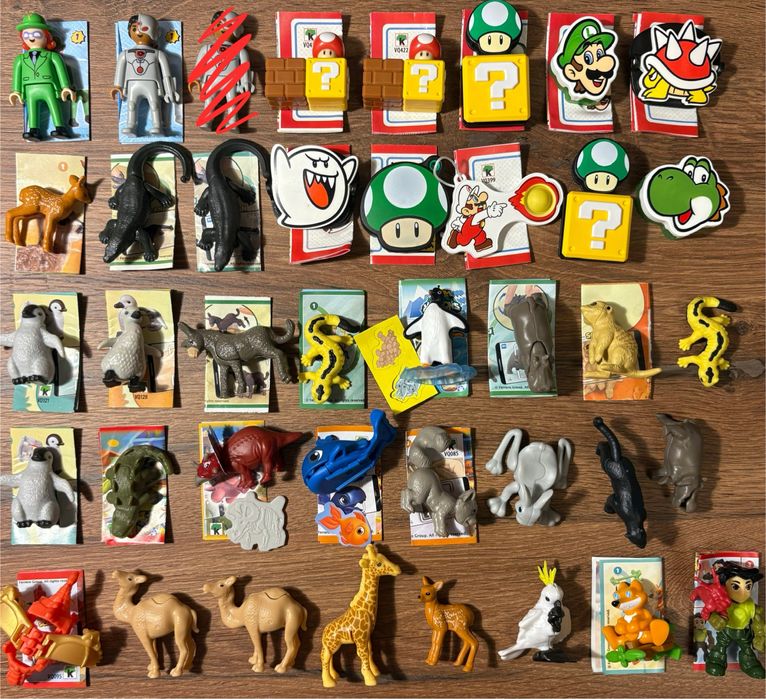 Kinder фігурки (mario, playmobil, natoons, snail bob, techno drive)