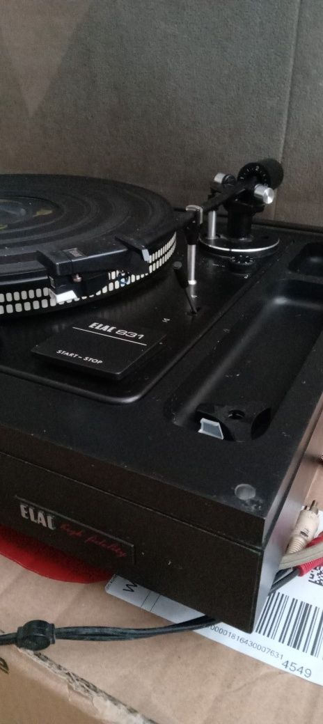 Fajny gramofon ELAC 831 automat