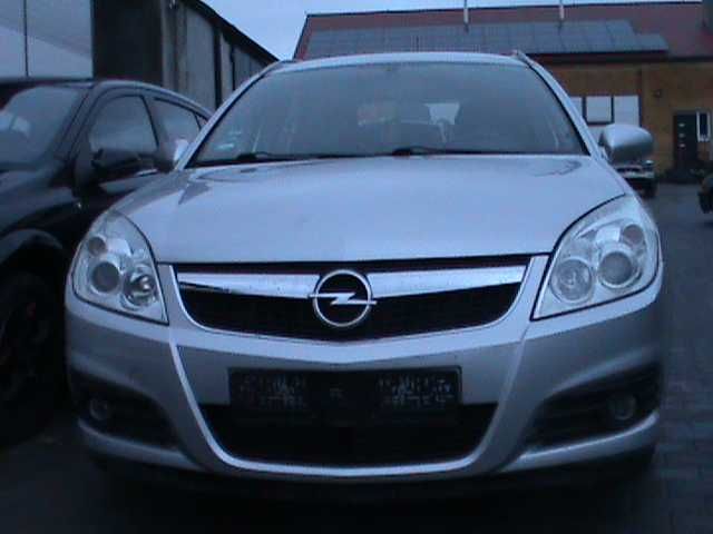Opel Vectra C lift zderzak tylny , lampy błotniki klapa drzwi Kod Z157