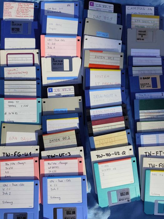 68 Dyskietek Atari 3,5