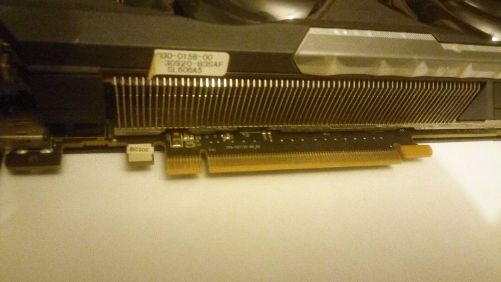 Продам видеокарту r9 390 sapphire 8 gb