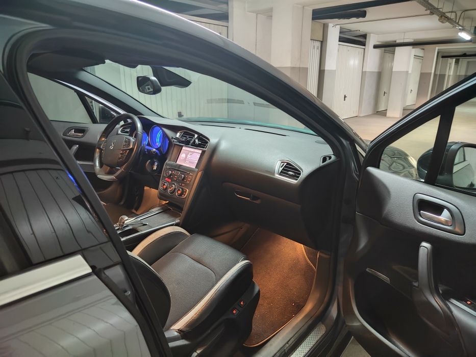 Citroën DS4 1.6 HDi So Chic – 2011 – Automático