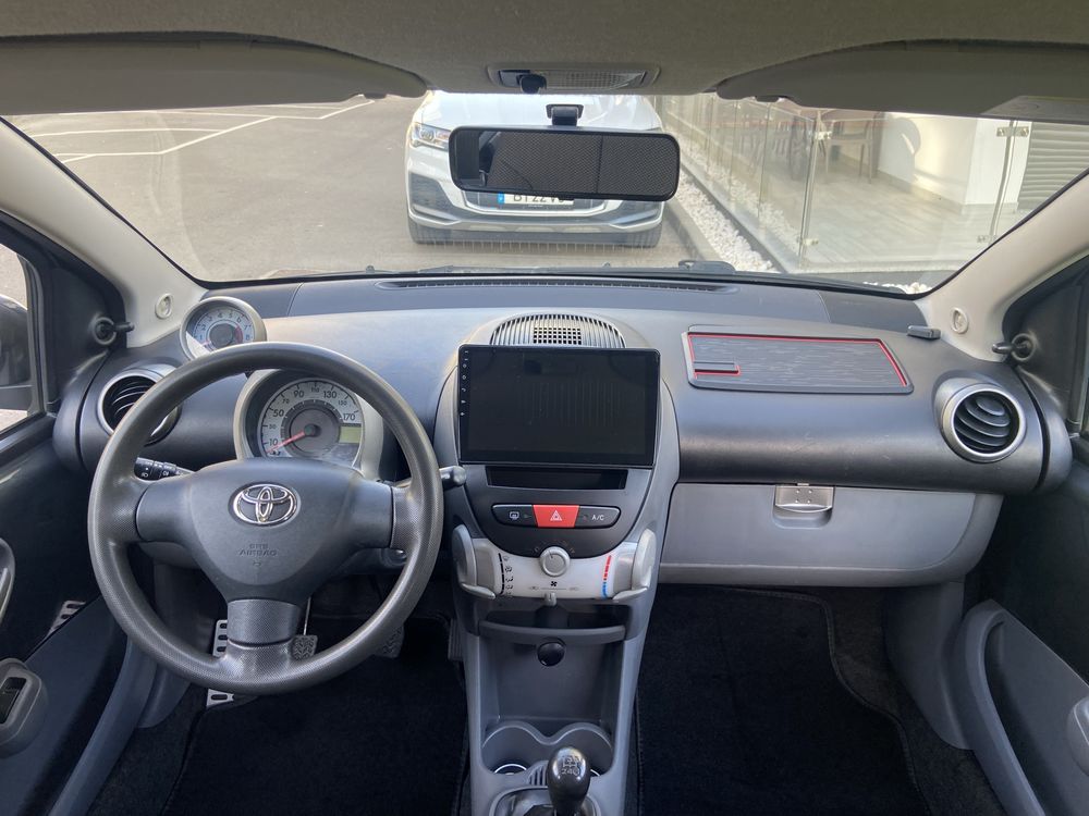 Toyota Aygo • Jantes Especiais • Multimidia • AC  • 129 mil km