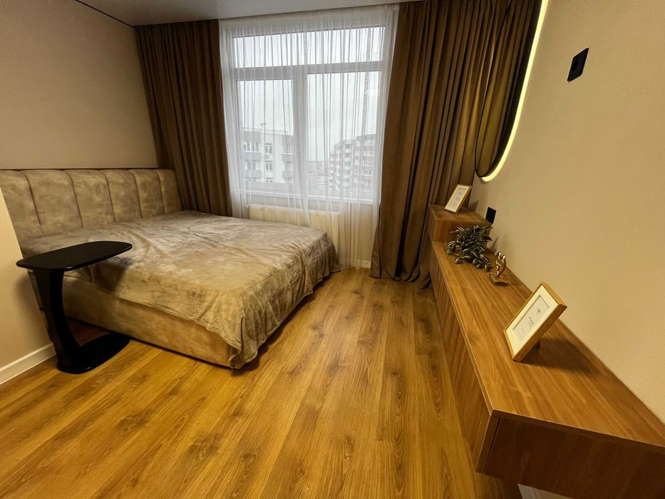 Продам 2 кімнатну квартиру з новеньким ремонтом