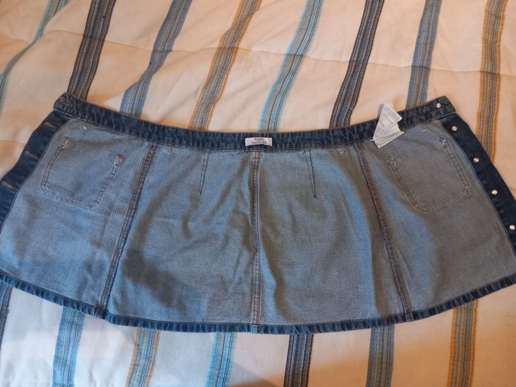 Mini saia de ganga com botões, 36