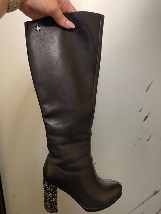 Чоботи чорні  Sharman