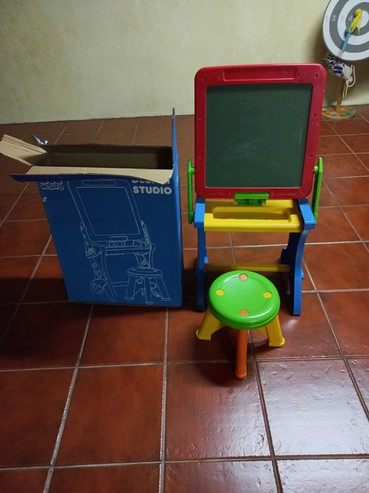 Vendo Brinquedo Design Studio da Molto para Criança