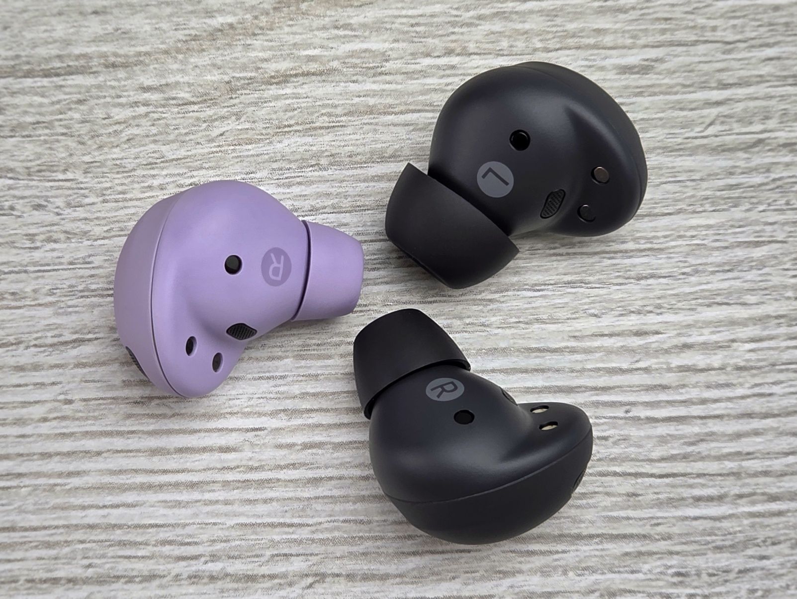 Лівий чи правий навушник або кейс Samsung Galaxy Buds2 Pro (SM-R510)