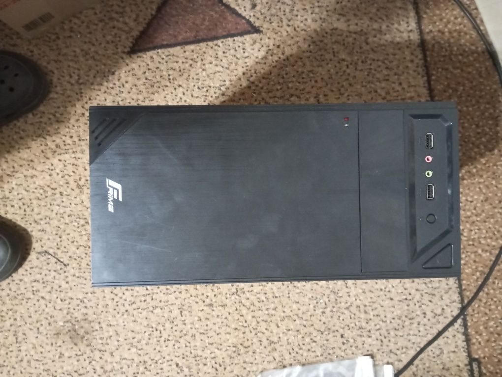 Продам ПК ryzen 3 2200U ddr4 8gb.