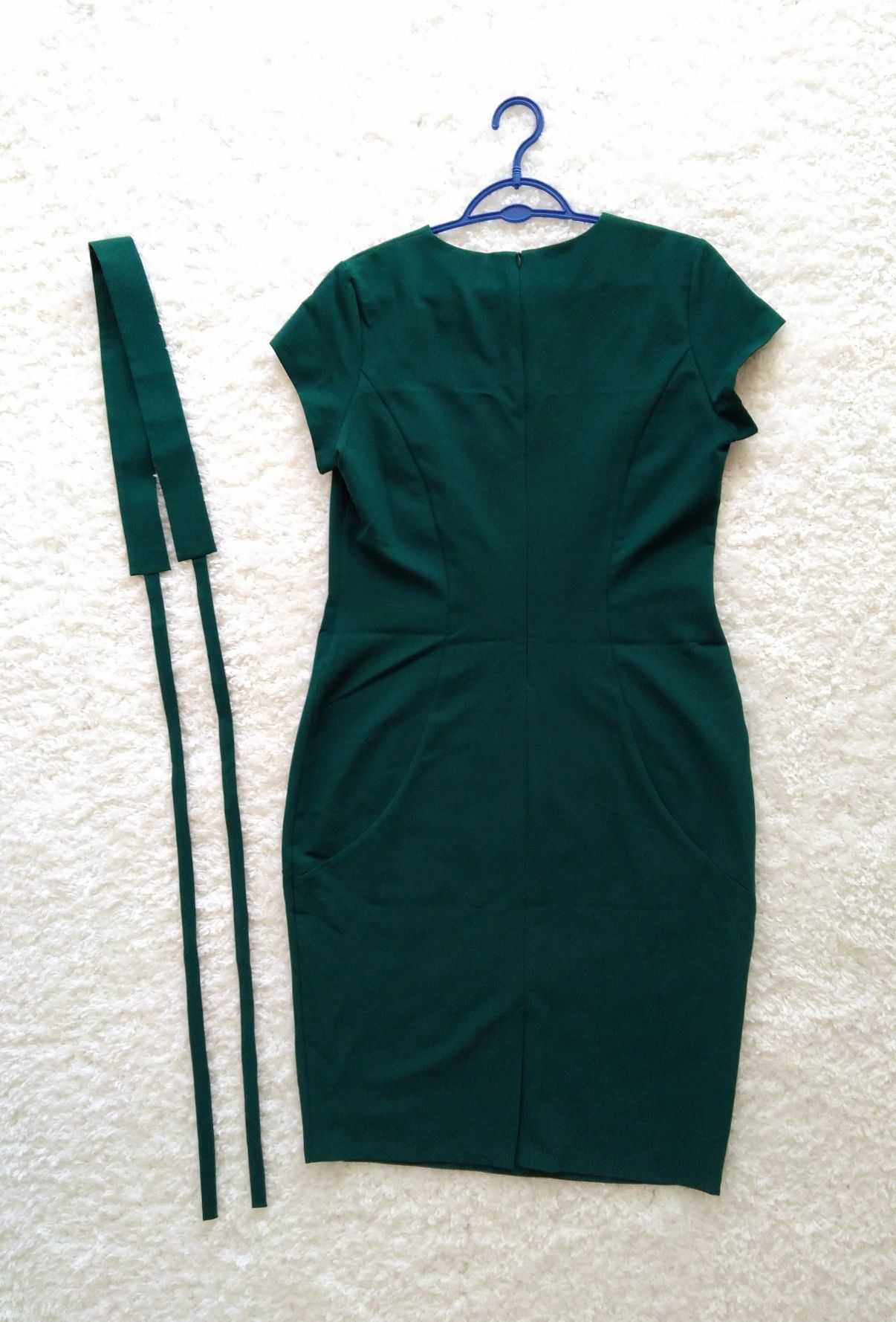 Sukienka zielona ciemno-zielona elegancka z paskiem rozmiar L NOWA