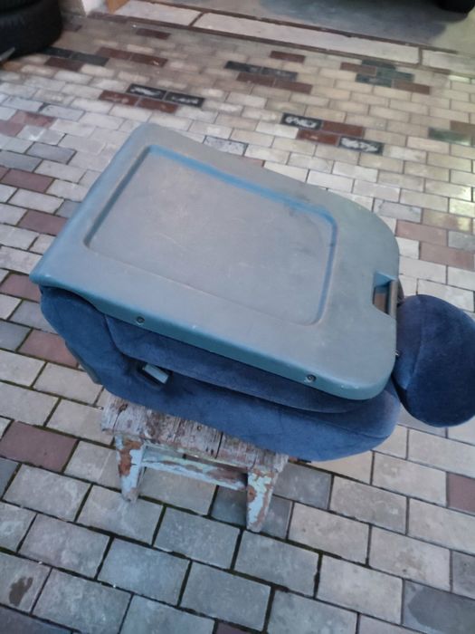 Сидение автомобильное трансформер(быстросъем)