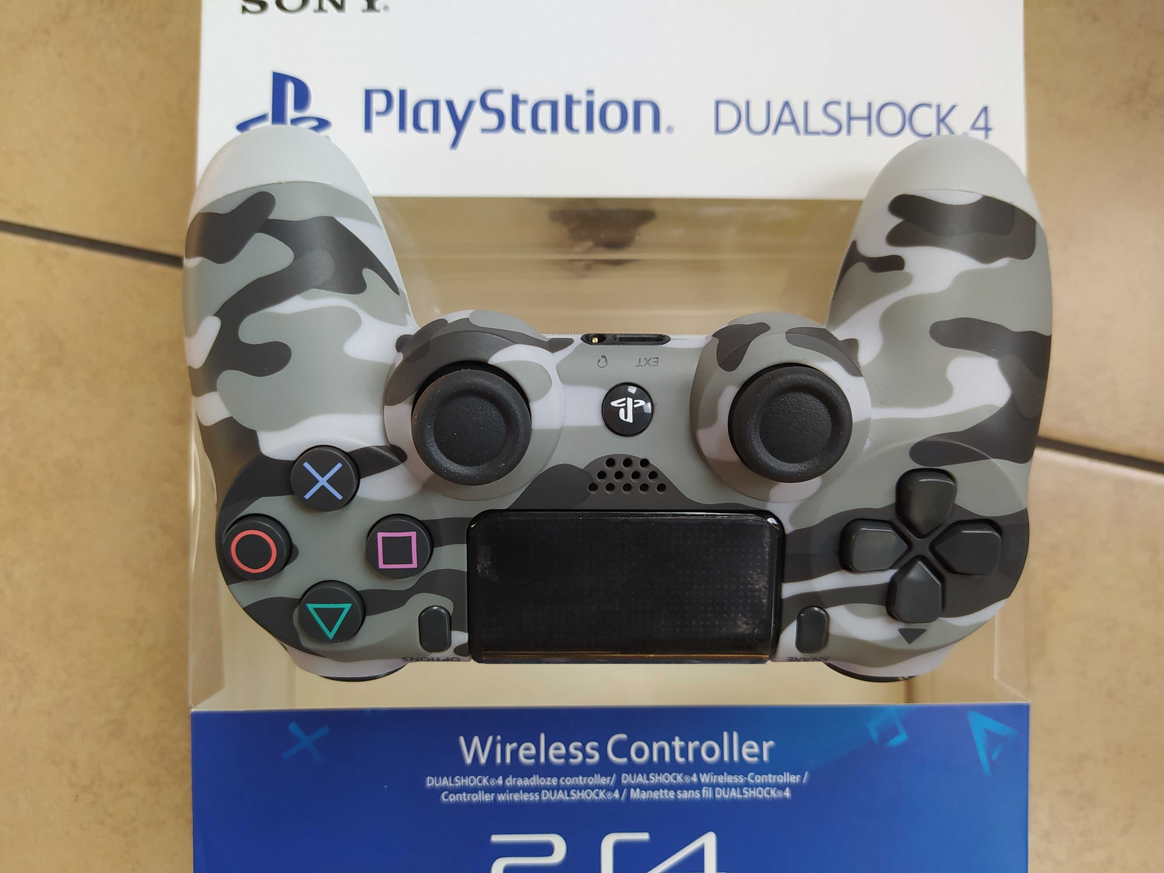 Kontroler pad od PC lub konsoli PS4 szare moro pudełko