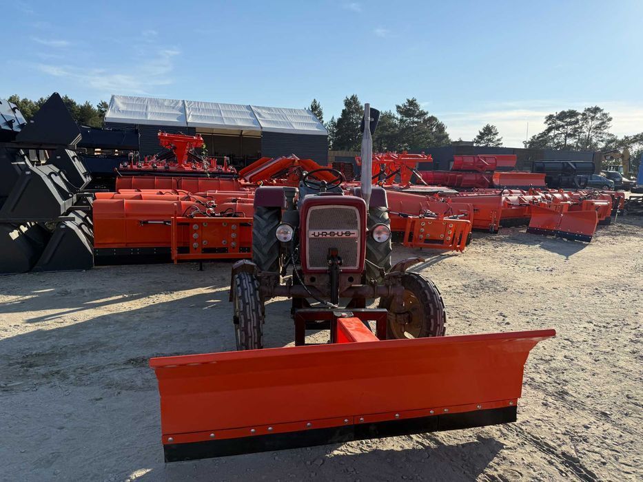 Pług do Śniegu NA PRZÓD CIĄGNIKA - 1.5 m / 2.0 m / 2.5 m - C330 MF-235