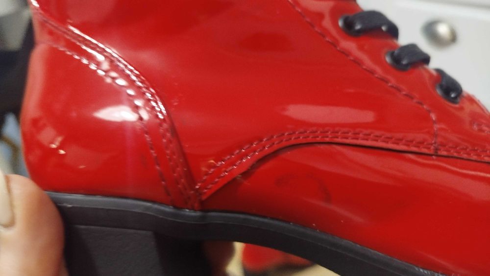 Botki lakierowane czerwone roz.41