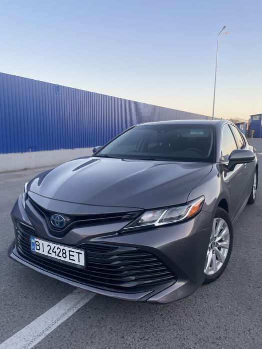 Гібрид. Toyota Camry 70, Hybrid, один власник.