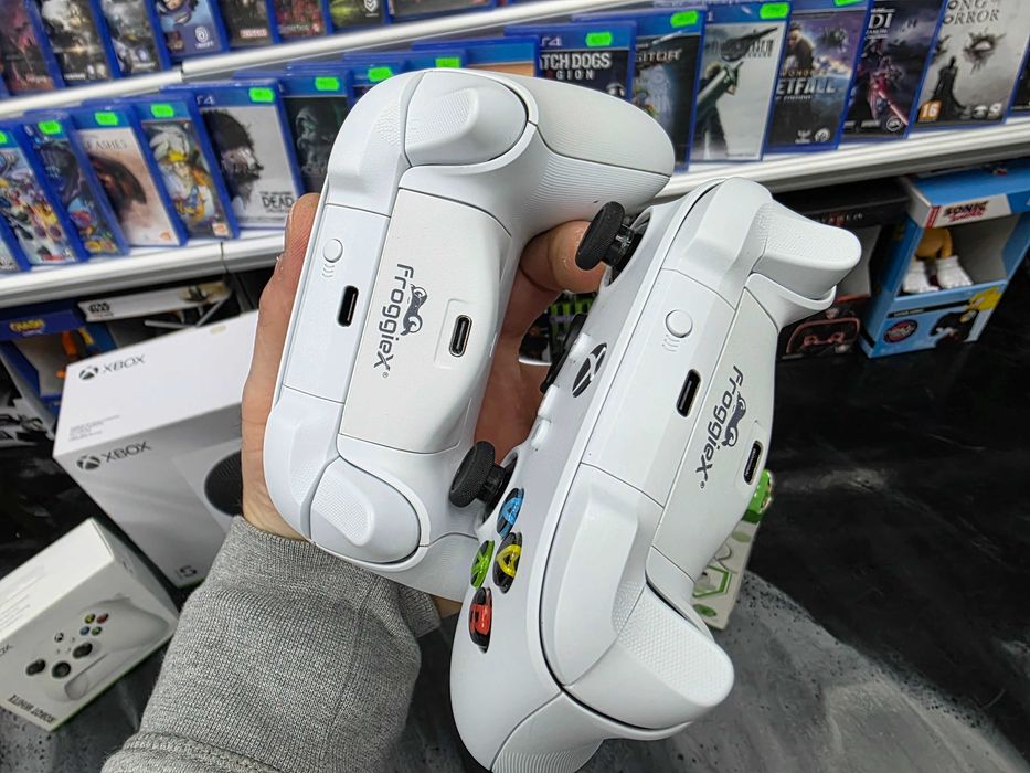 Konsola Xbox Series S 1TB +2 pady ładowarka Gwar 12 mc SKLEP ZAMIANA