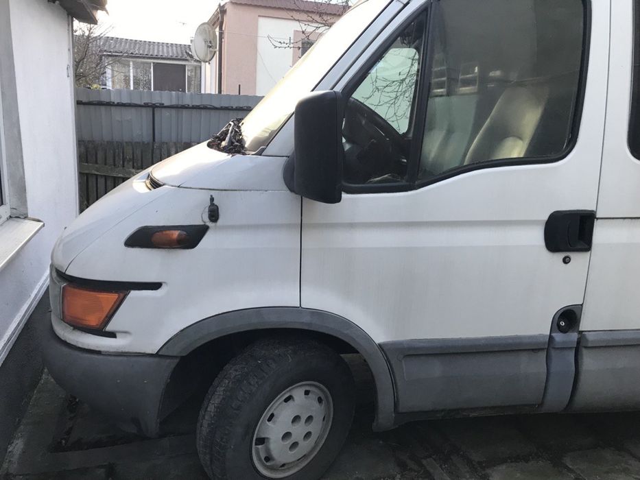 Продам бус Івеко 35s11