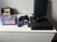 PlayStation 4 em otimo estado