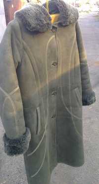 Дубленка р.48-50 с капюшоном зимняя пальто дублянка женская зимнее