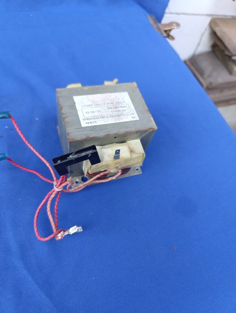 Трансформатор от для микроволновки СВЧ микроволновой печи XB-700-1724
