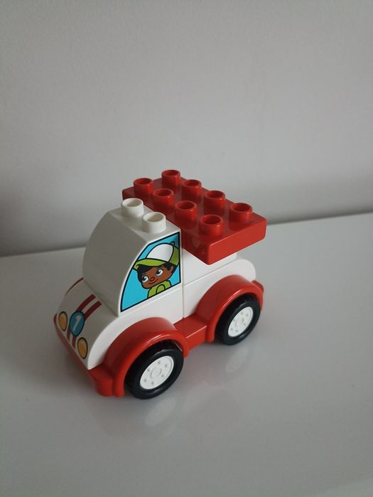 Pierwsza wyścigówka LEGO Duplo