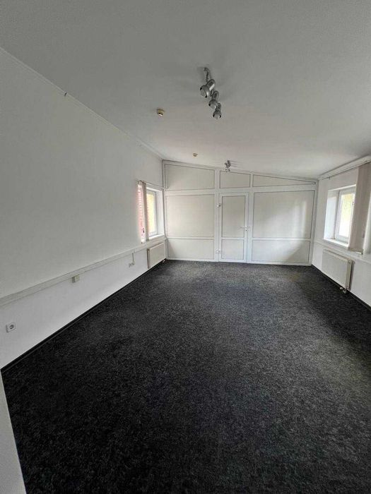 Власник Без Комісії . Продається будівля . Вул. Газова 36/2